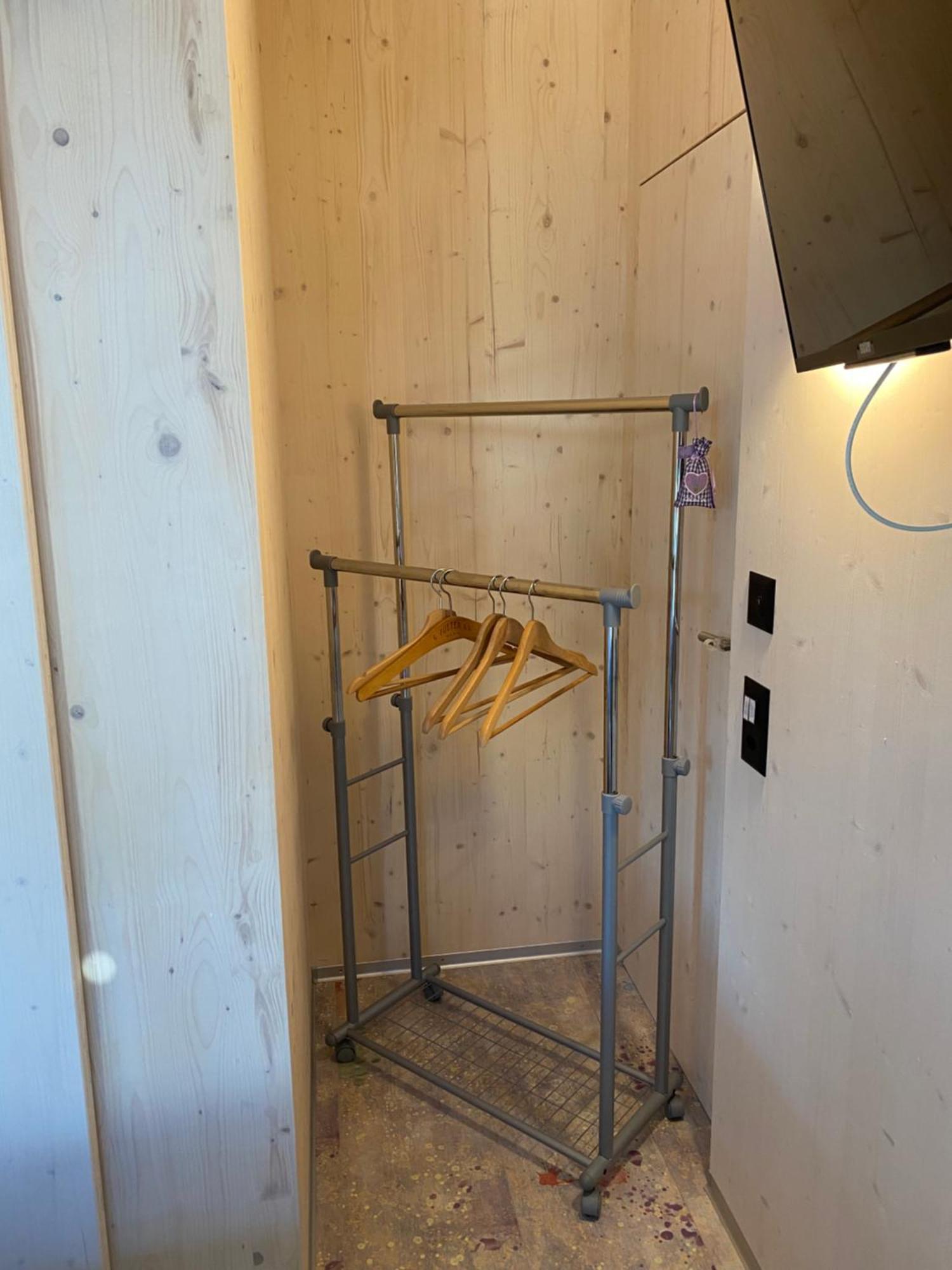 Auf Wolke 7 - Gaeste-Studio Im Mini House In Ch-4556 Aeschi So Exterior foto